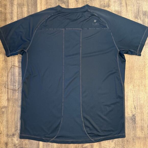 Rhone Men’s AG47 Silver Tech Short Sleeve Shirt Gray Athletic Fitness Size 2XL - Picture 8 of 8